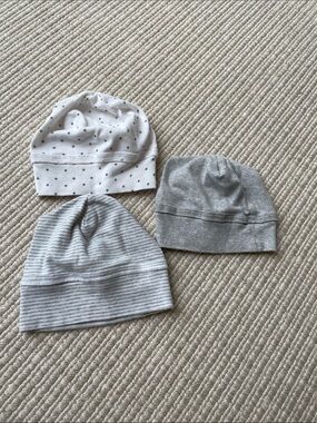 Nordstrom Baby 3-Pack Neutral Baby Beanie Hats - White & Gray